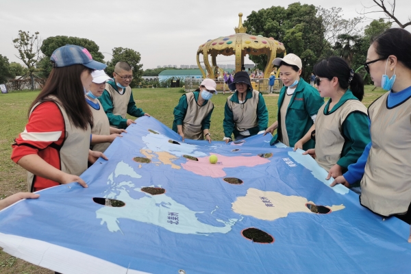 团建
